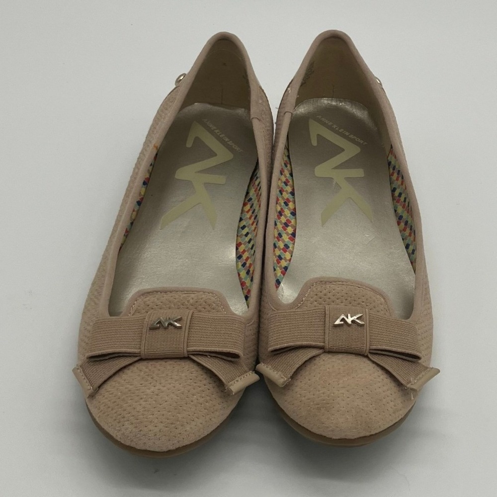Anne‎ Klein Sport Beige Perforated Leather Bow Slip On Flats Size 9M NWOT